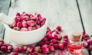 常喝玫瑰花茶改善色斑 常喝玫瑰花茶可以改善色斑吗
