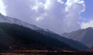 岷山在我国的什么交界处 岷山在我国哪里