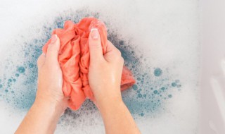 用什么可以洗掉衣服上的笔痕 可以洗掉衣服上笔痕的方法