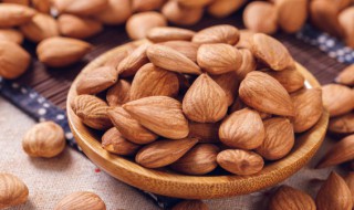 杏仁有什么功效和作用 盘点吃杏仁的好处