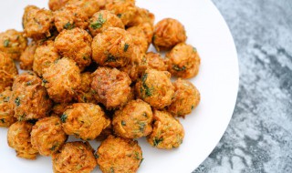 怎么炸肉丸子好吃 炸肉丸子的做法