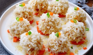 糯米肉丸子怎么做好吃 糯米肉丸子的烹饪方法