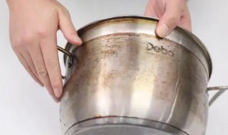 锅外底硬硬的黑垢去除 如何去除锅外底硬硬的黑垢