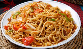 炒面的热量 炒面是什么做的