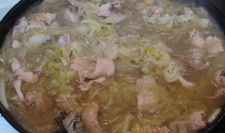 五花肉炖酸菜粉条 美味的五花肉炖酸菜粉条咋做