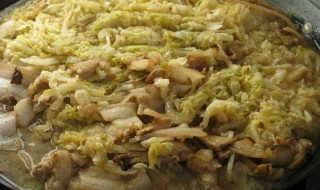 东北酸菜炖五花肉 酸菜炖五花肉做法