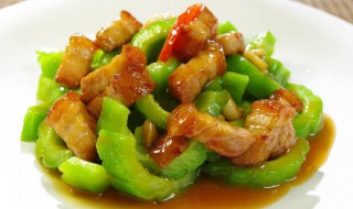 怎么做毛瓜炒肉 家常菜毛瓜炒肉的做法