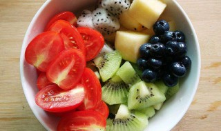 适合做水果沙拉的酸奶 做的时候怎么选水果