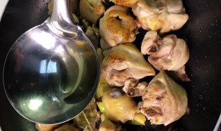 家常炒鸡腿的做法 家常炒鸡腿的简单做法
