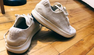 小白鞋发黄怎么处理 小白鞋发黄解决方法