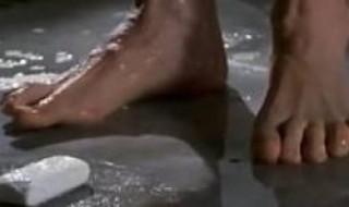 捡肥皂这个梗是什么意思 捡肥皂梗出自哪里