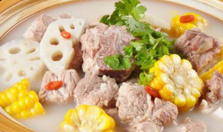 清炖排骨玉米汤的做法 清炖排骨玉米汤如何做