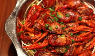 小龙虾可以放在火锅里吃吗 小龙虾可以放火锅里刷来吃吗