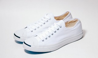 白色的帆布鞋如何清洗 白色帆布鞋清洗方法