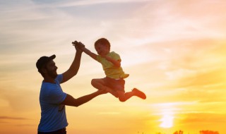 幼儿写给父亲节祝福语简短 幼儿写给父亲节祝福语简短句子有哪些呢