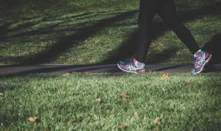 快走需要注意什么 快走需要注意的事项有哪些