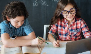 杜甫丽人行原文翻译及赏析 杜甫丽人行原文翻译及赏析分别是什么