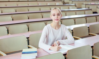 um是哪个大学 um的简介