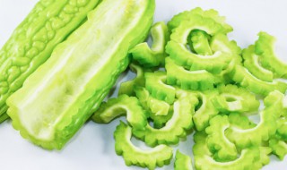 苦瓜蒸鸡蛋的做法 苦瓜蒸鸡蛋怎么做