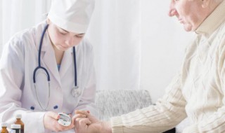 体检前一天晚上几点不能吃东西 体检前需要注意什么