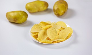 如何将土豆煮成薯片 土豆煮成薯片的方法