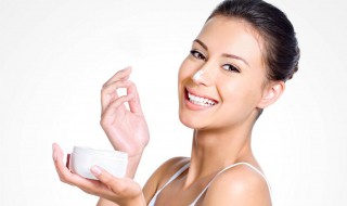 精华霜用在护肤哪个步骤 精华霜的正确使用方法