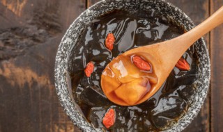 情人梅凉粉冻的做法 情人梅凉粉冻的方法