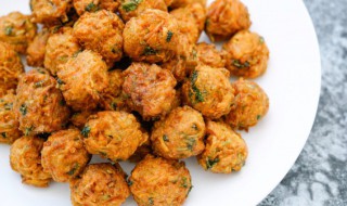 怎样炸萝卜丸子又脆又好吃 炸萝卜丸子又脆又好吃 的方法