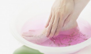 如何治疗脚臭 怎么治疗脚臭