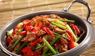 干锅鸡的制作方法 怎么制作干锅鸡