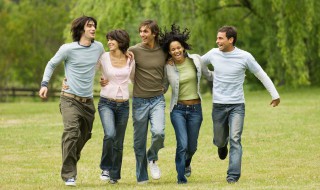 关于好友的朋友圈怎么发 和好朋友有关的说说