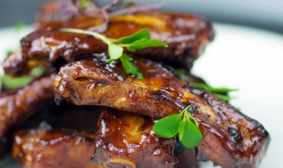 面粉蒸排骨怎么做 自己怎么做面粉蒸排骨