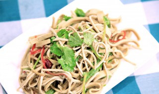 凉拌豆腐丝的做法 怎么做凉拌豆腐丝