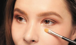 怎么变双眼皮天然方法 如何变成双眼皮