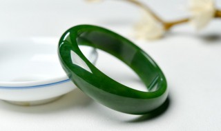 新疆和田玉的鉴别方法 怎么辨别和田玉