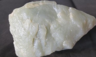 玉石原石鉴定方法 玉石原石如何鉴别