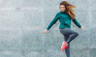 单脚支撑怎么做 单脚支撑的做法