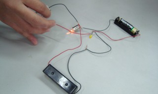 电灯关了还一闪一闪怎么解决 电灯关了还一闪一闪如何解决