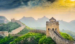 关于长城的故事有哪些 关于长城的故事有什么