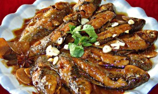 家常炖野生小鲫鱼做法 怎么做炖野生小鲫鱼