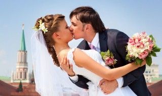 梦见和别人接吻 梦见和别人接吻 好不好