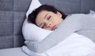 梦见和去世的亲人一起吃饭 梦见和去世的亲人一起吃饭是什么意思