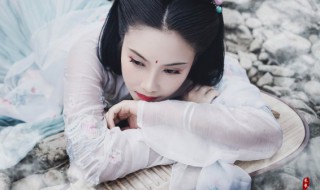 夸女人的美言佳句 关于夸女人的优美句子