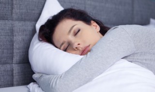 梦到很多人在一起的意思 梦到很多人在一起好不好