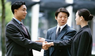 职场新人应该注意哪些商务礼仪 职场新人应该注意如下三大商务礼仪