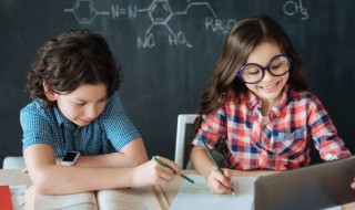 鱼怎么组词语 鱼的组词有哪些