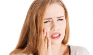 口腔溃疡怎么办 口腔溃疡的治疗方法有哪些