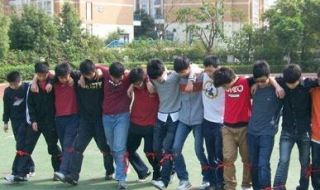 适合团体玩的搞笑游戏 推荐气球飞舞这个游戏