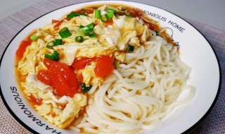 如何做西红柿打卤挂面 西红柿打卤挂面做法