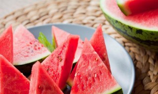 切西瓜方法 西瓜介绍
